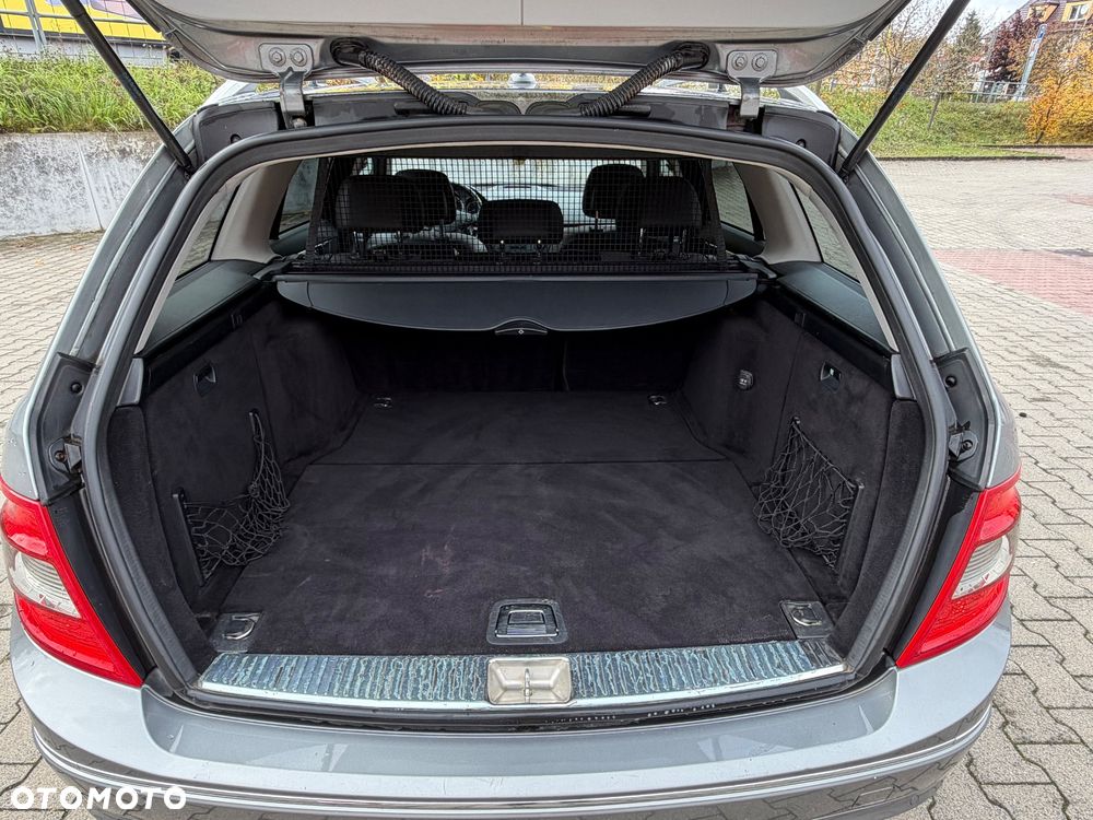 Mercedes-Benz Klasa C 180 K BlueEff Avantgarde - 20