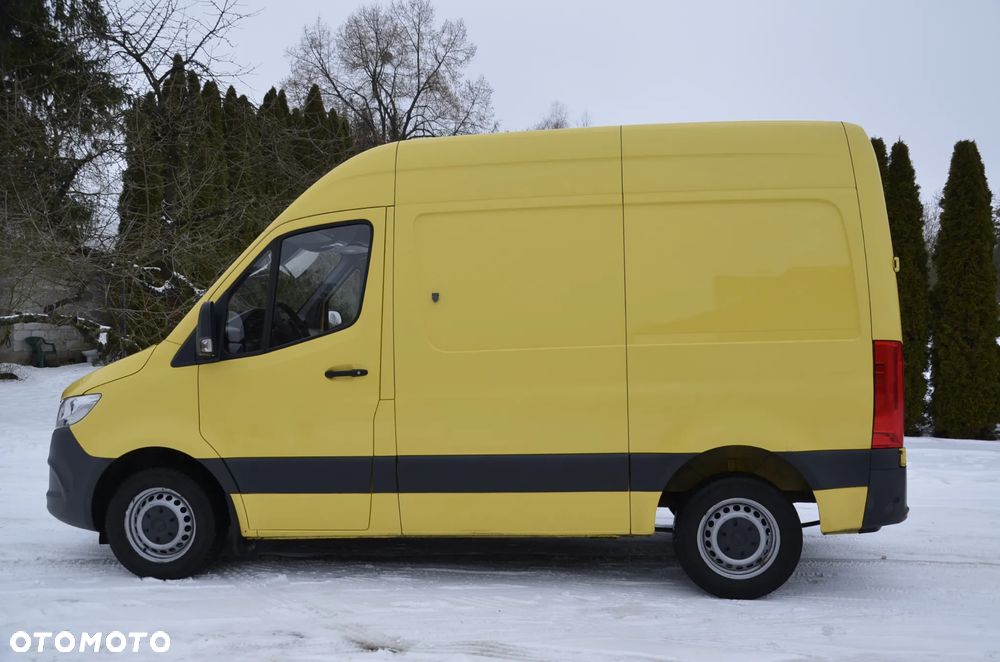 Mercedes-Benz Sprinter - 16
