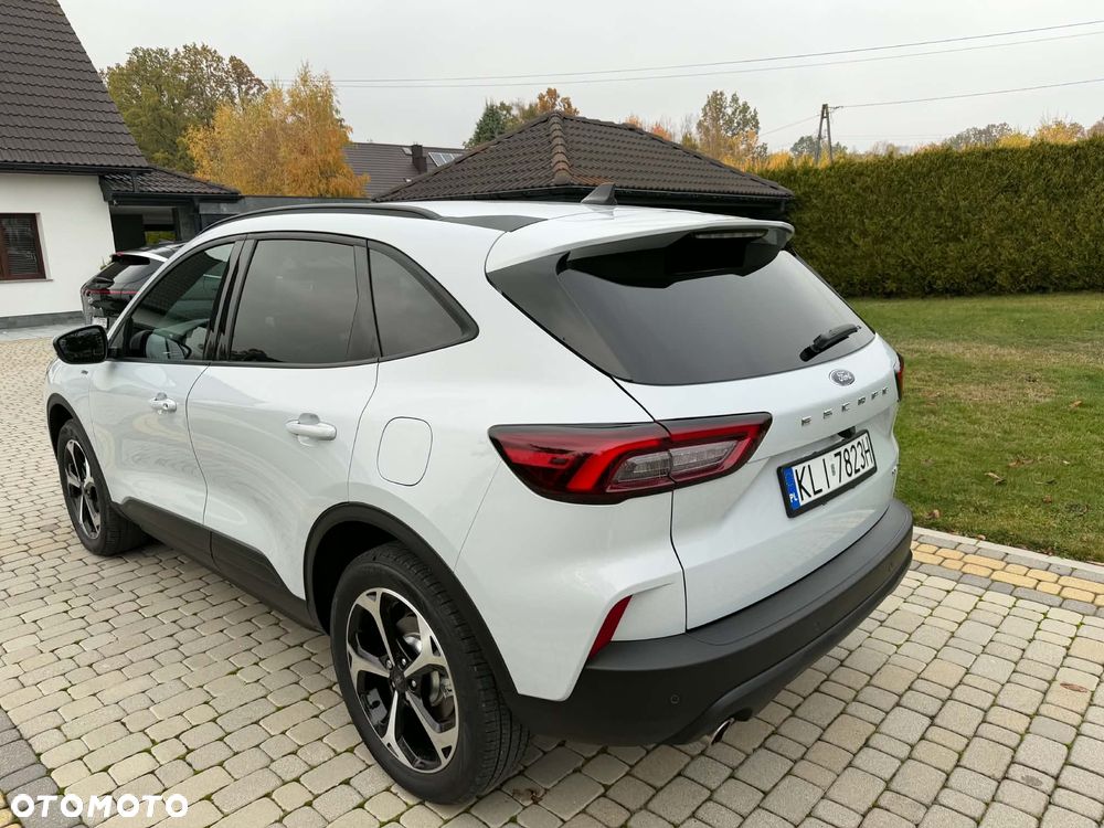 Ford Escape 2.0 EcoBoost AWD Titanium - 26