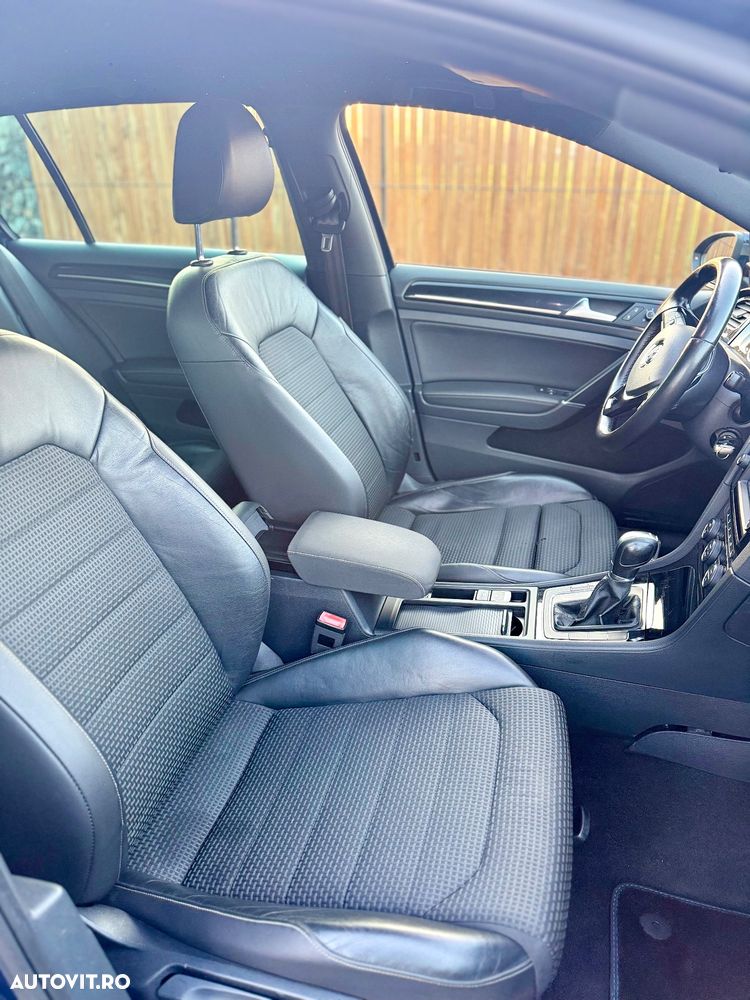 Volkswagen Golf 1.6 TDI DSG BMT Comfortline - 2