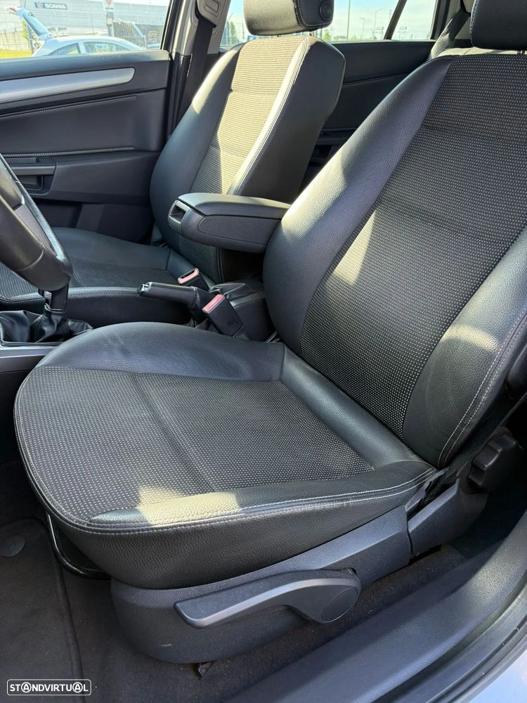 Opel Astra Caravan 1.3 CDTi Enjoy - 5