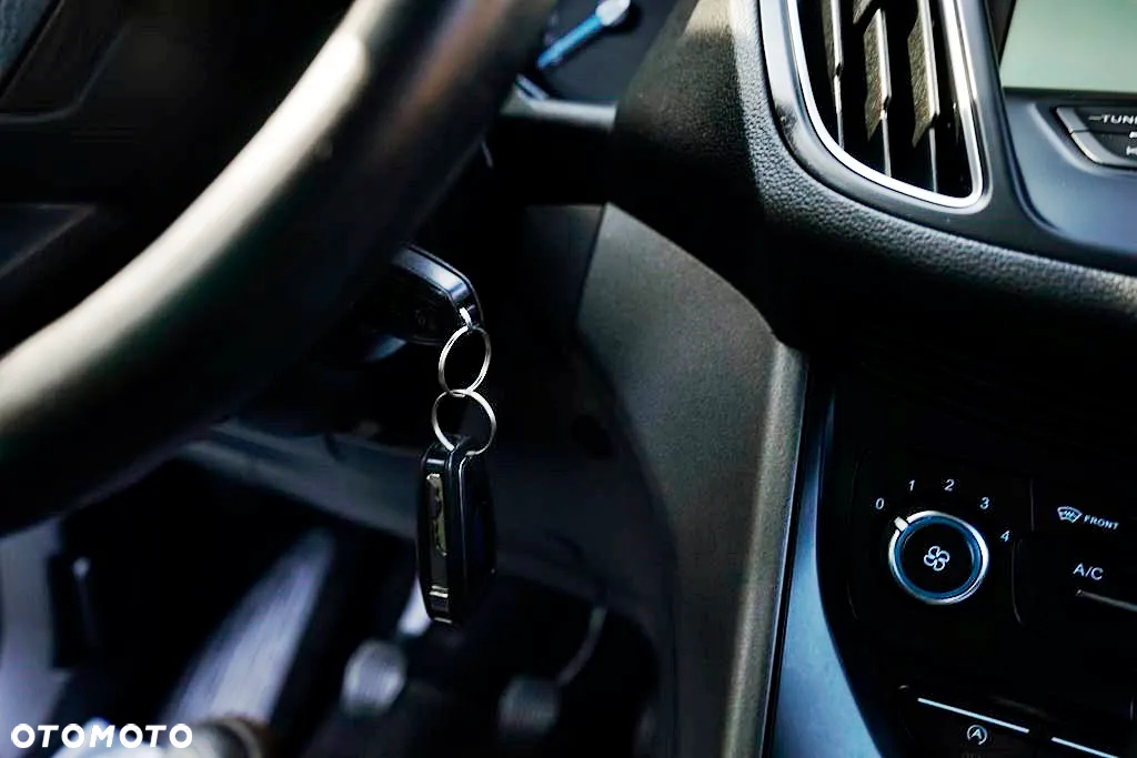 Ford C-MAX - 19