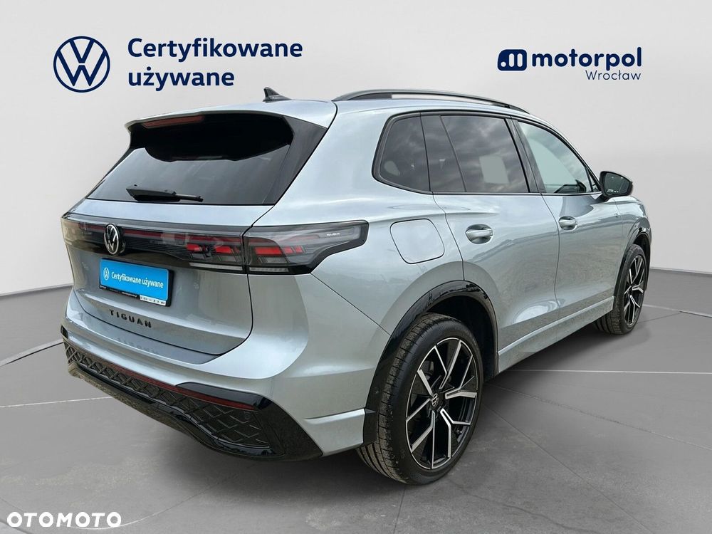 Volkswagen Tiguan - 16