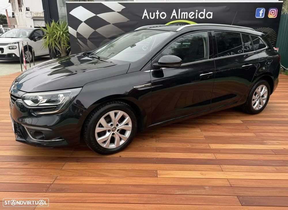 Renault Mégane Sport Tourer 1.5 Blue dCi Business - 4