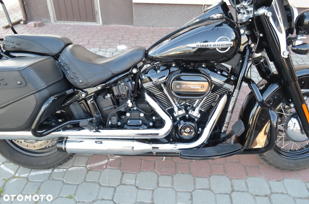 Harley-Davidson Softail Heritage Classic - 9