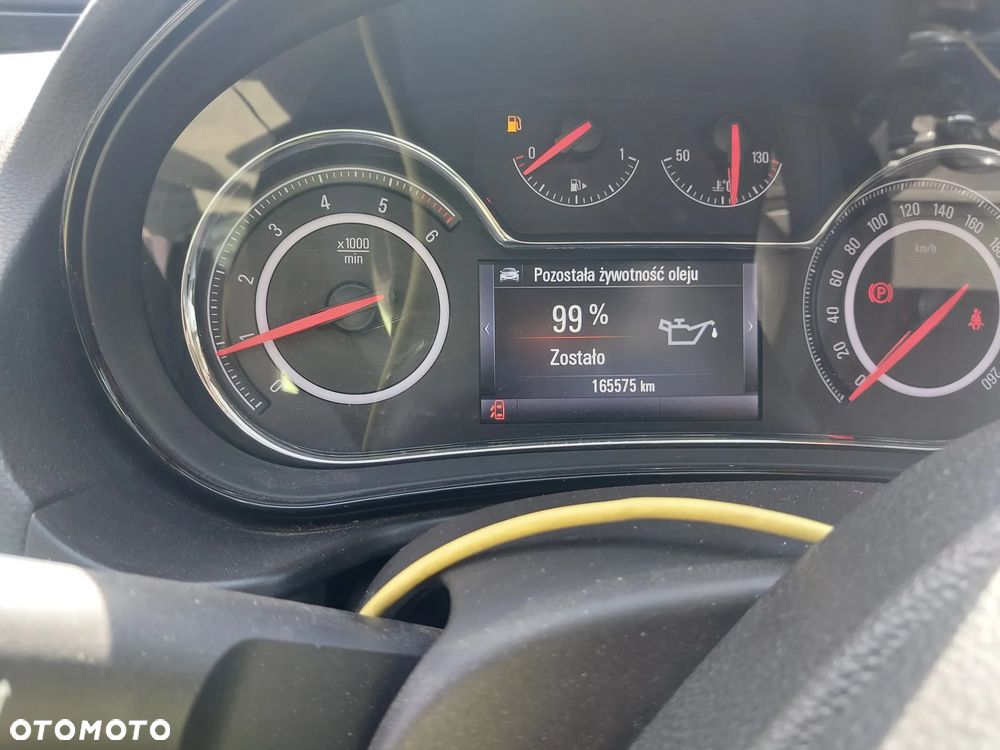 Opel Insignia 2.0 CDTI - 8
