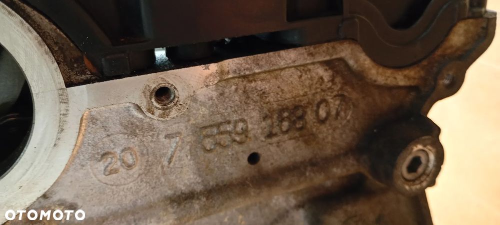 Silnik blok silnika słupek BMW E87 N43B20A 2.0i 170KM - 6
