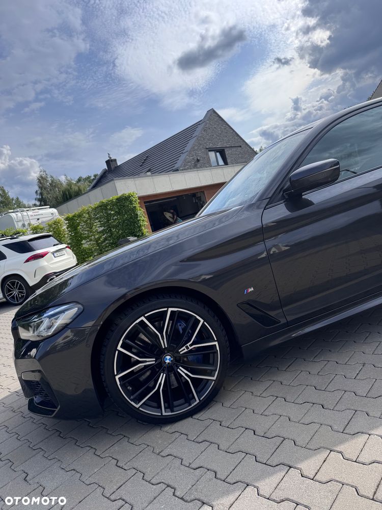 BMW Seria 5 530d xDrive mHEV M Sport sport - 11
