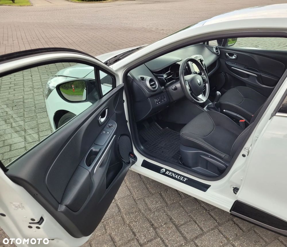 Renault Clio - 18