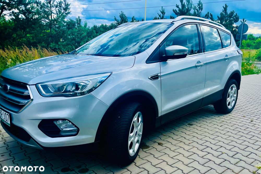 Ford Kuga 1.5 EcoBoost FWD Titanium ASS - 4