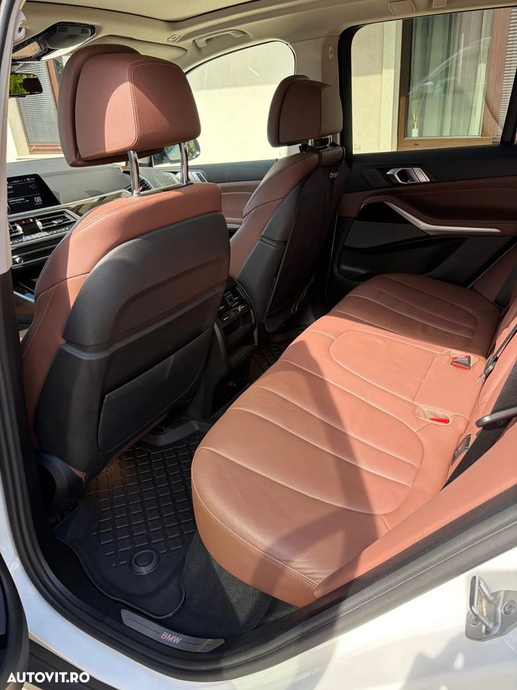 BMW X5 2020 — imagine 14