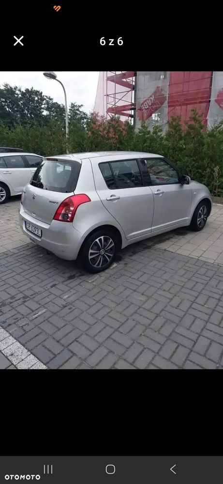Suzuki Swift 1.3 Club - 4