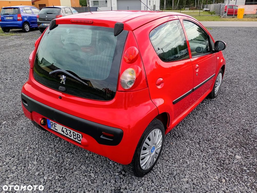 Peugeot 107 1.4 HDI Trendy - 5