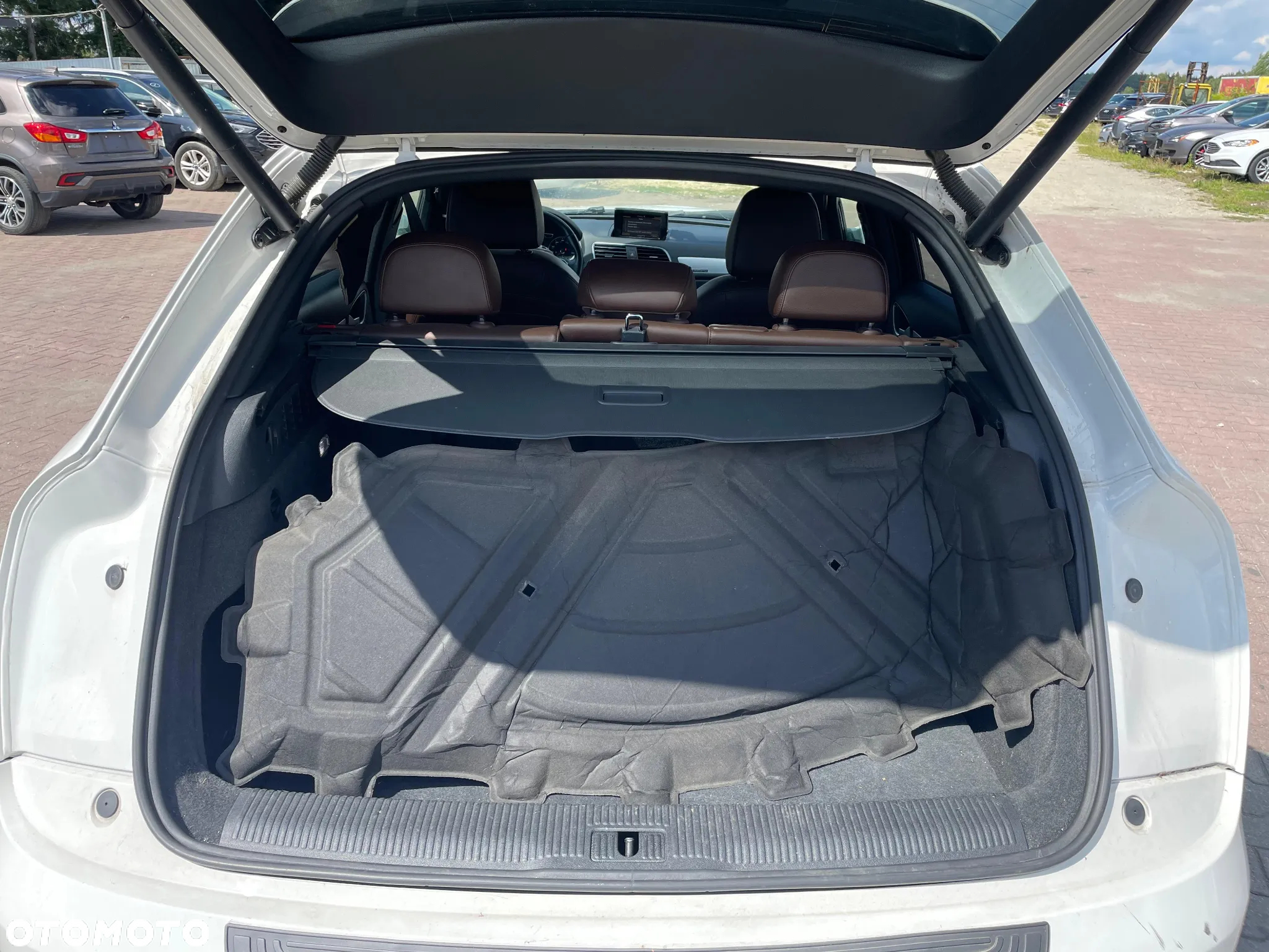 Audi Q3 2.0 TFSI quattro S tronic - 11