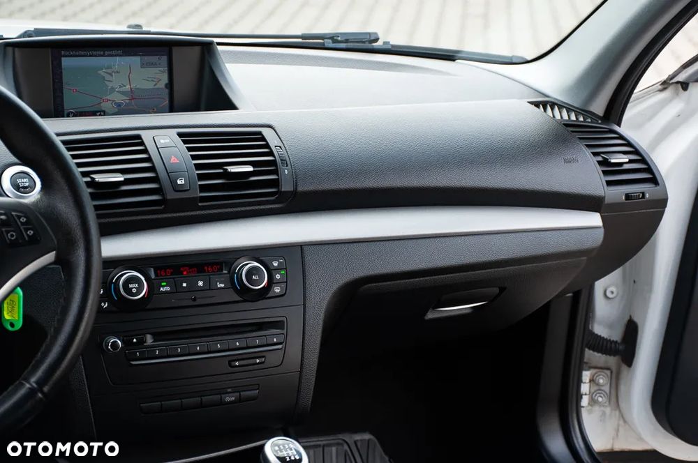 BMW Seria 1 116d - 31