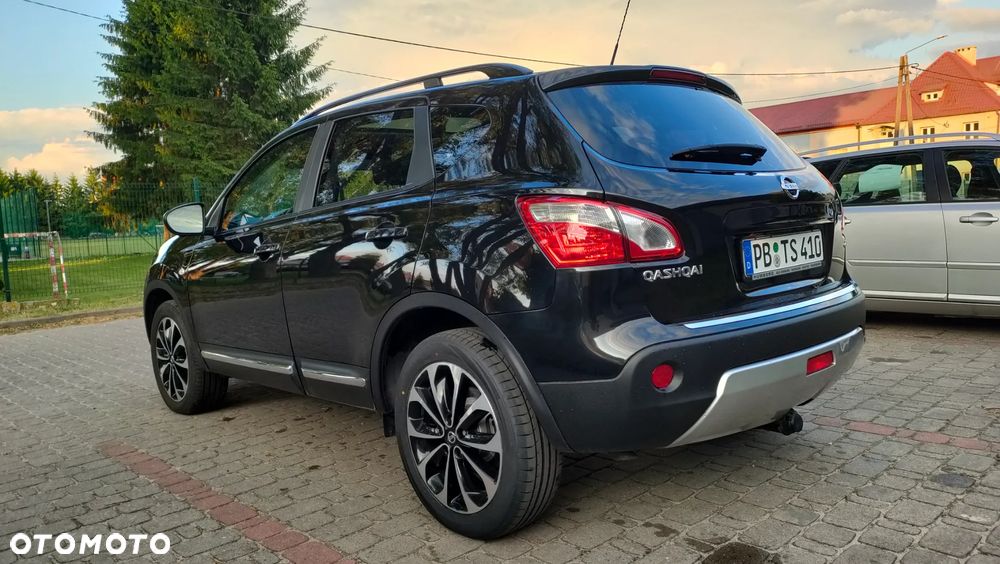 Nissan Qashqai 2.0 dCi 4 x 4 DPF tekna - 6