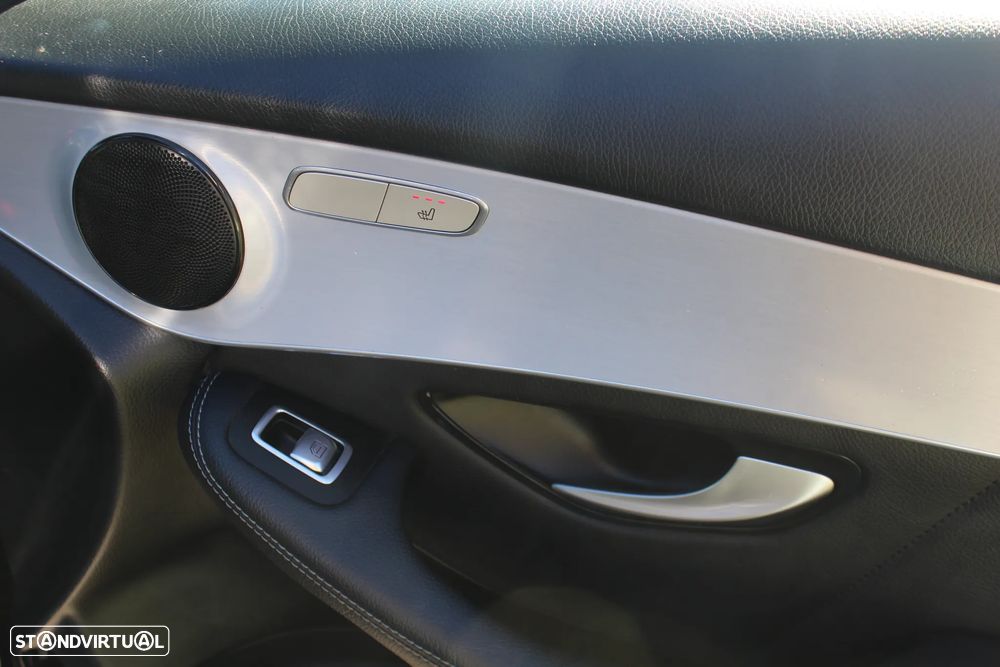 Mercedes-Benz GLC 300 de 4Matic 9G-TRONIC AMG Line - 24