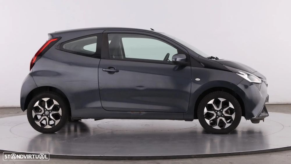 Toyota Aygo X - 9