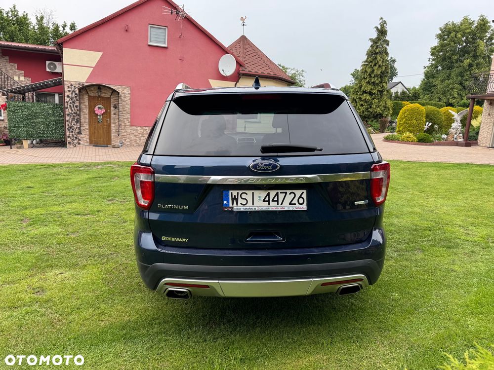 Ford Explorer - 3