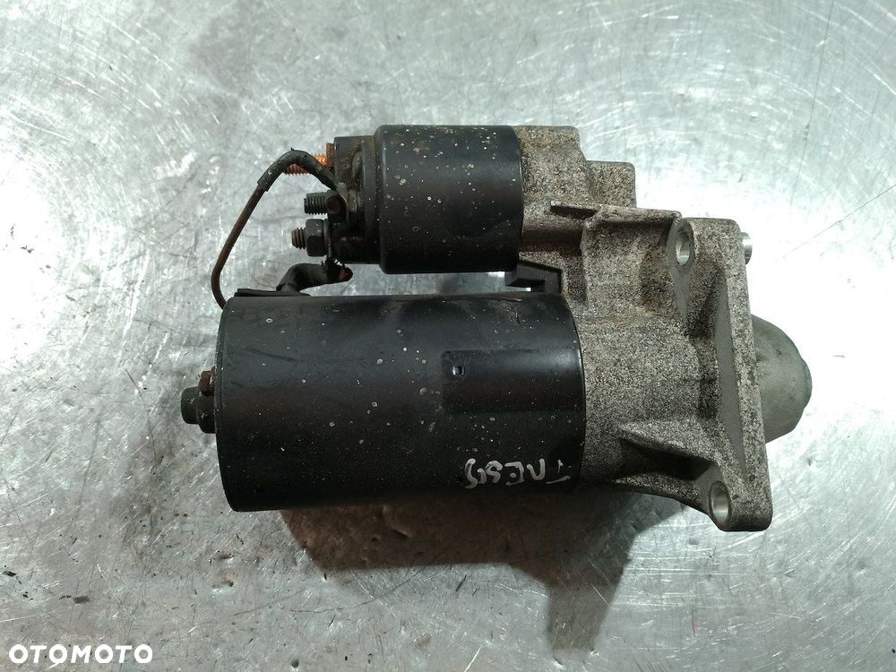 ROZRUSZNIK LANCIA THESIS 2.4 JTD SEDAN - 2