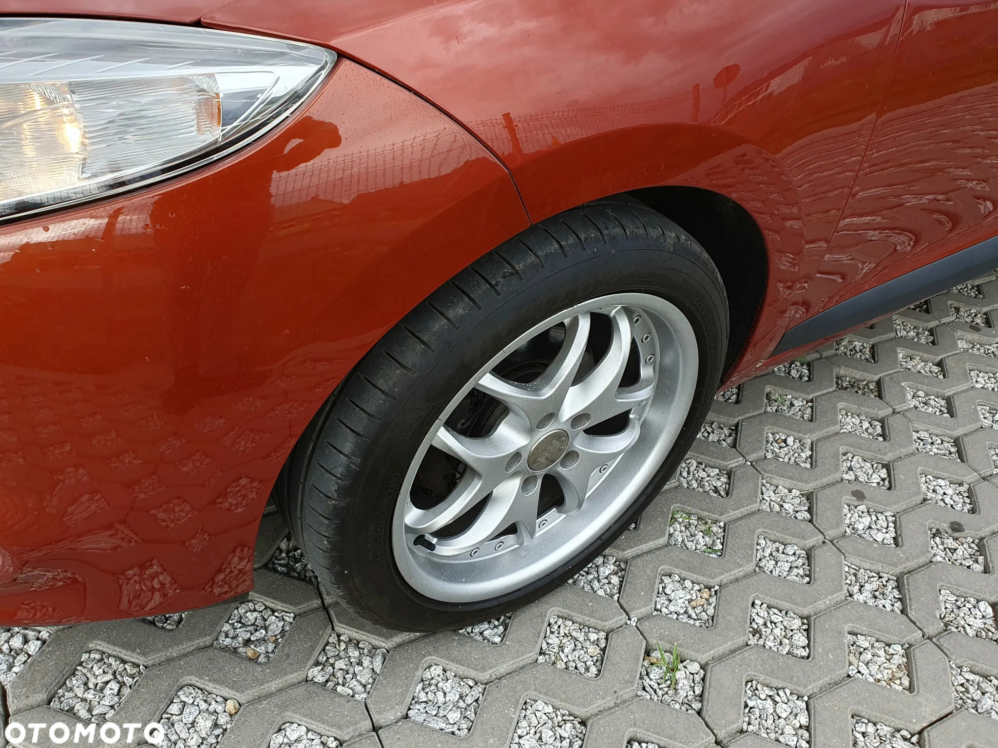 Renault Megane Coupe TCe 130 Bose Edition - 11