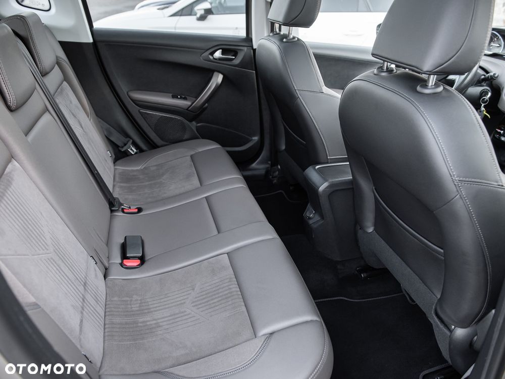 Peugeot 2008 - 28