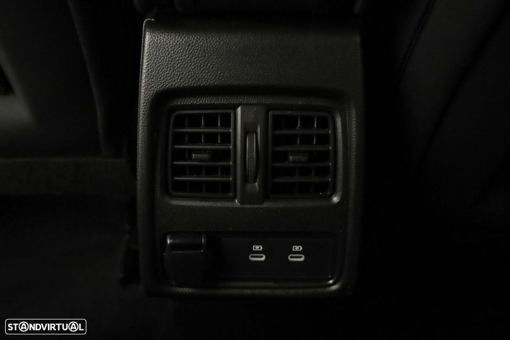 Renault Captur 1.0 TCe Techno - 24