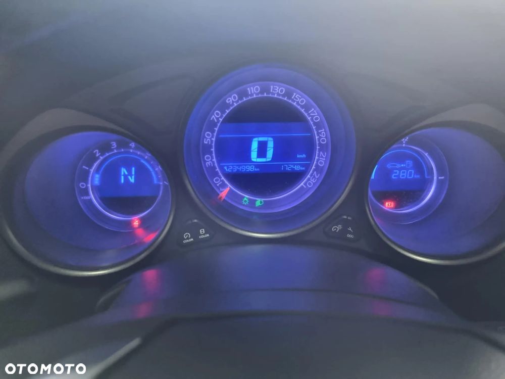 Citroën C4 e-HDi 115 ETG6 Business Class - 8