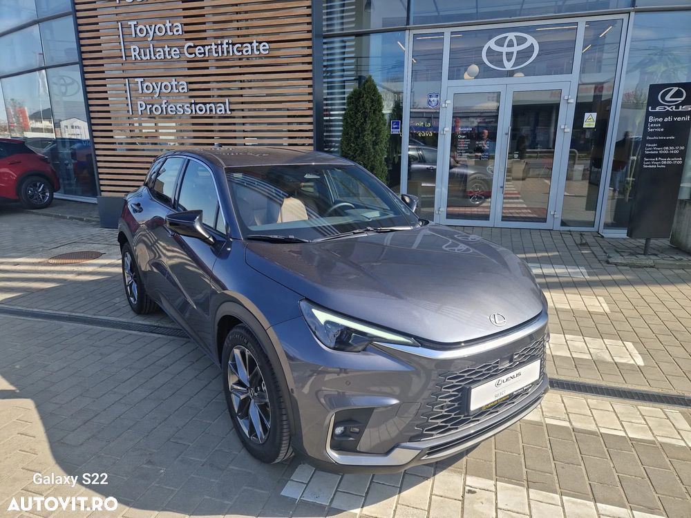 Lexus LBX 1.5 HEV 4x2 CVT Relax - 1