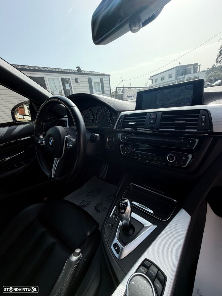 BMW M4 Auto - 31