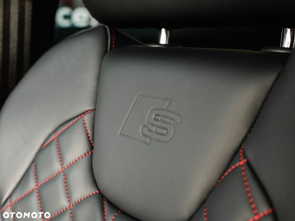 Audi SQ2 - 24