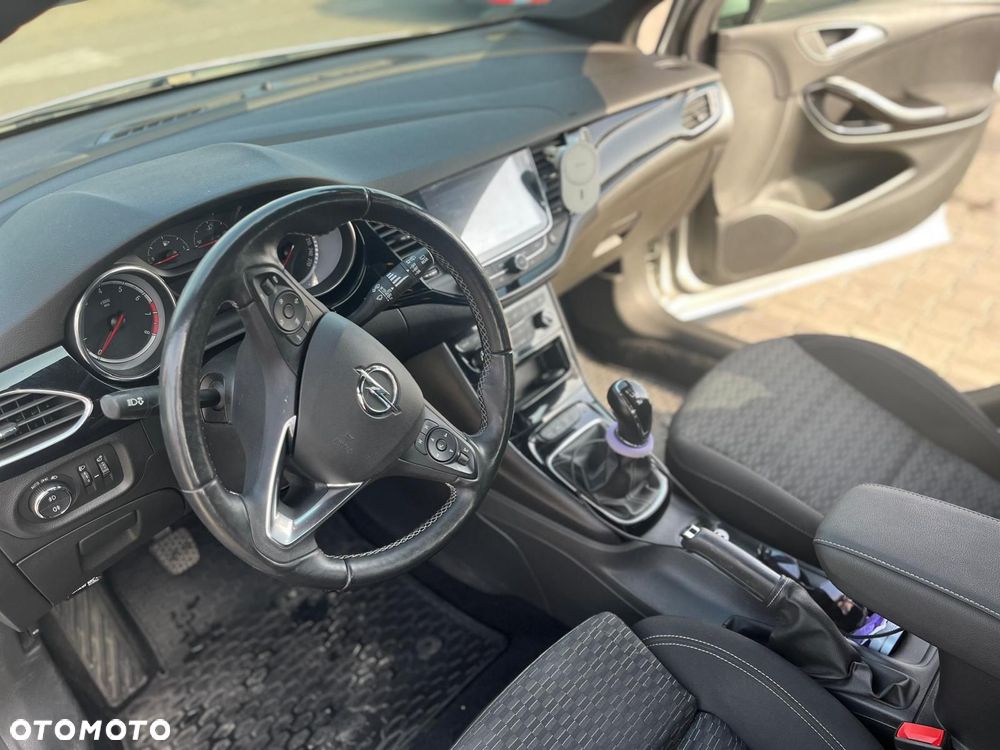 Opel Astra 1.4 T Dynamic - 10