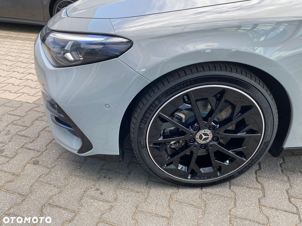 Mercedes-Benz CLA - 24