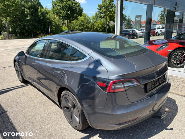 Tesla Model 3 Standard Reichweite Plus Hinterradantrieb