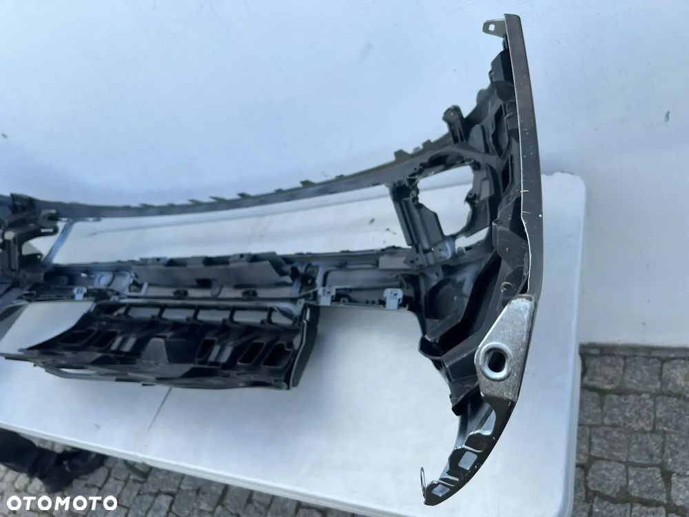 Nowy oryginalny zderzak przód przedni Renault Megane III 3 LIFT - 5