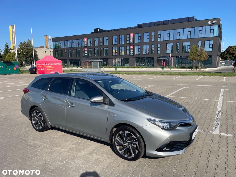 Toyota Auris 1.8 HSD Luna - 4