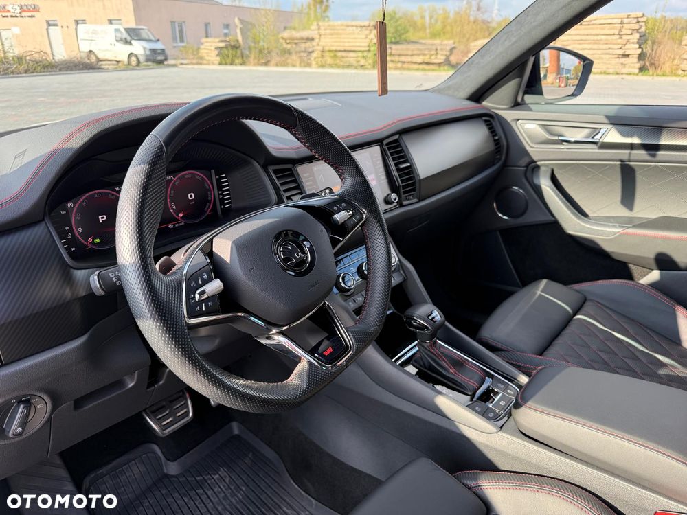 Skoda Kodiaq 2.0 TSI 4x4 RS DSG 7os - 12