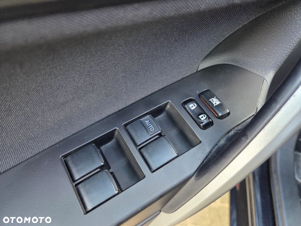 Toyota Auris 1.6 Premium Start - 18