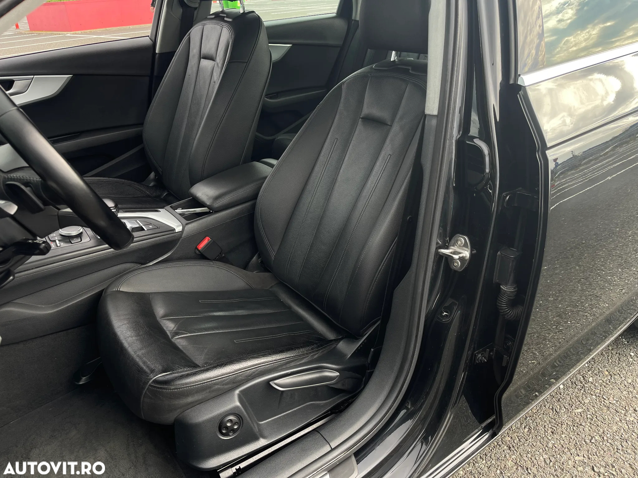 Audi A4 2.0 TDI ultra S tronic Sport - 22