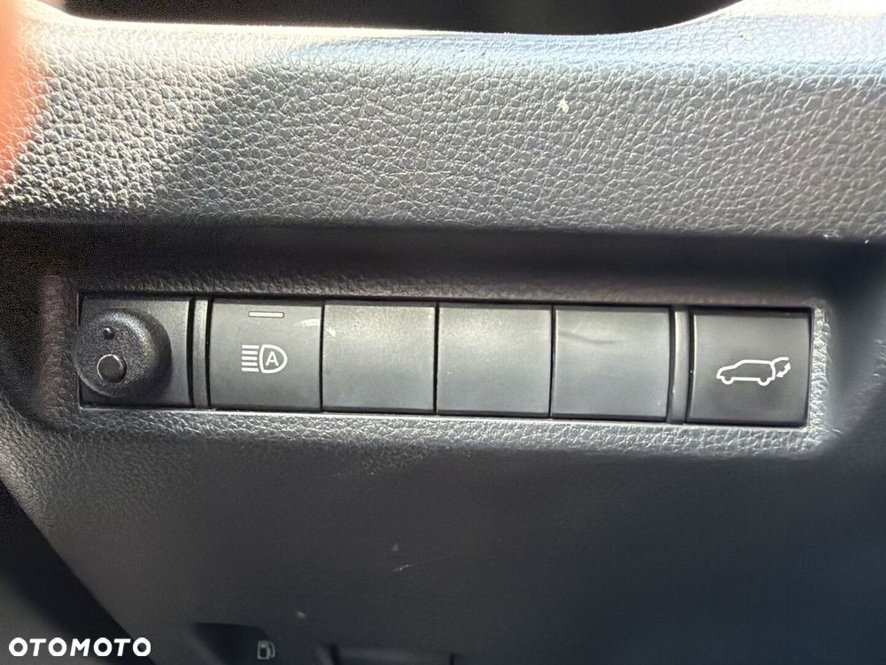 Toyota RAV4 - 18