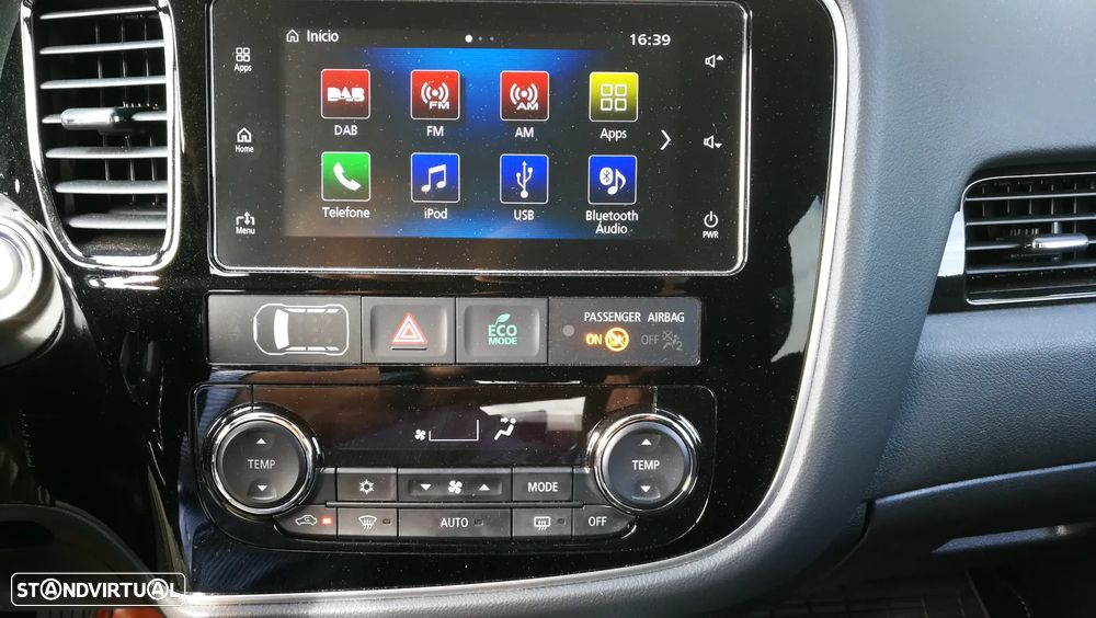 Mitsubishi Outlander 2.0 Instyle Navi - 2