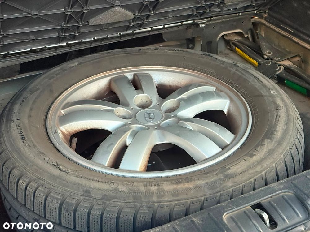 Hyundai Tucson 2.0 2WD GLS Navi - 9