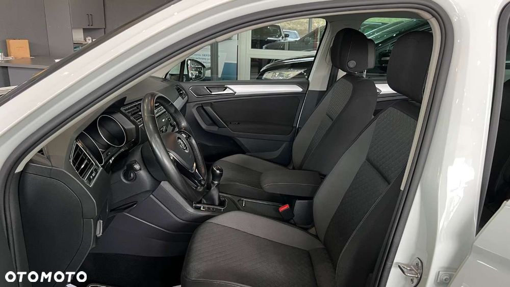 Volkswagen Tiguan - 7