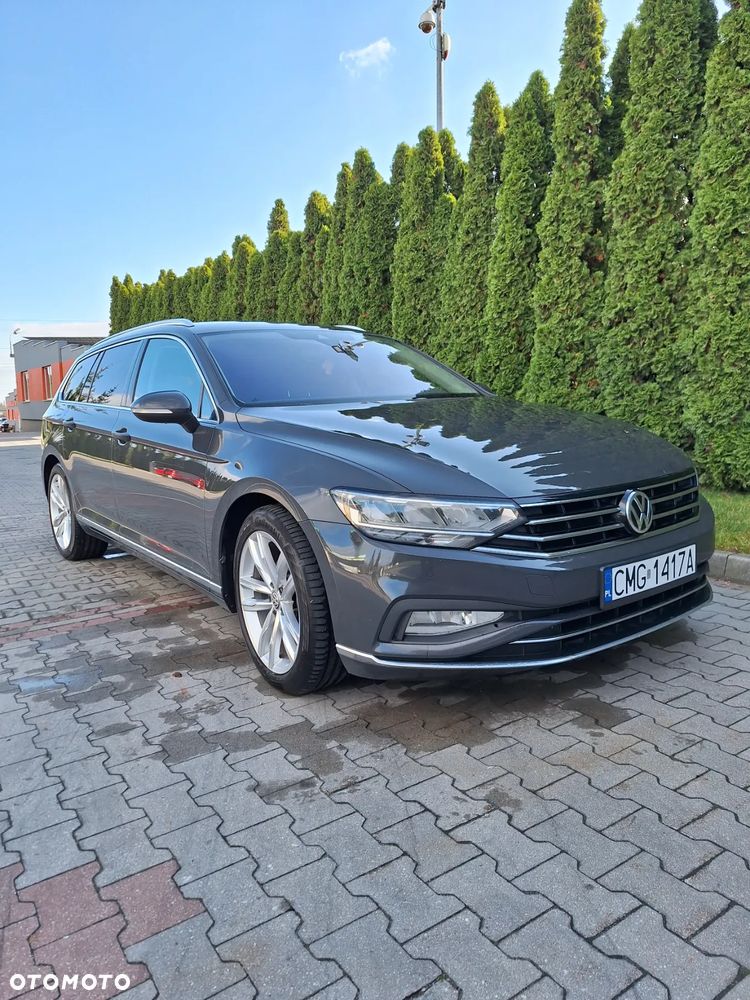 Volkswagen Passat 2.0 TDI SCR Elegance DSG - 1