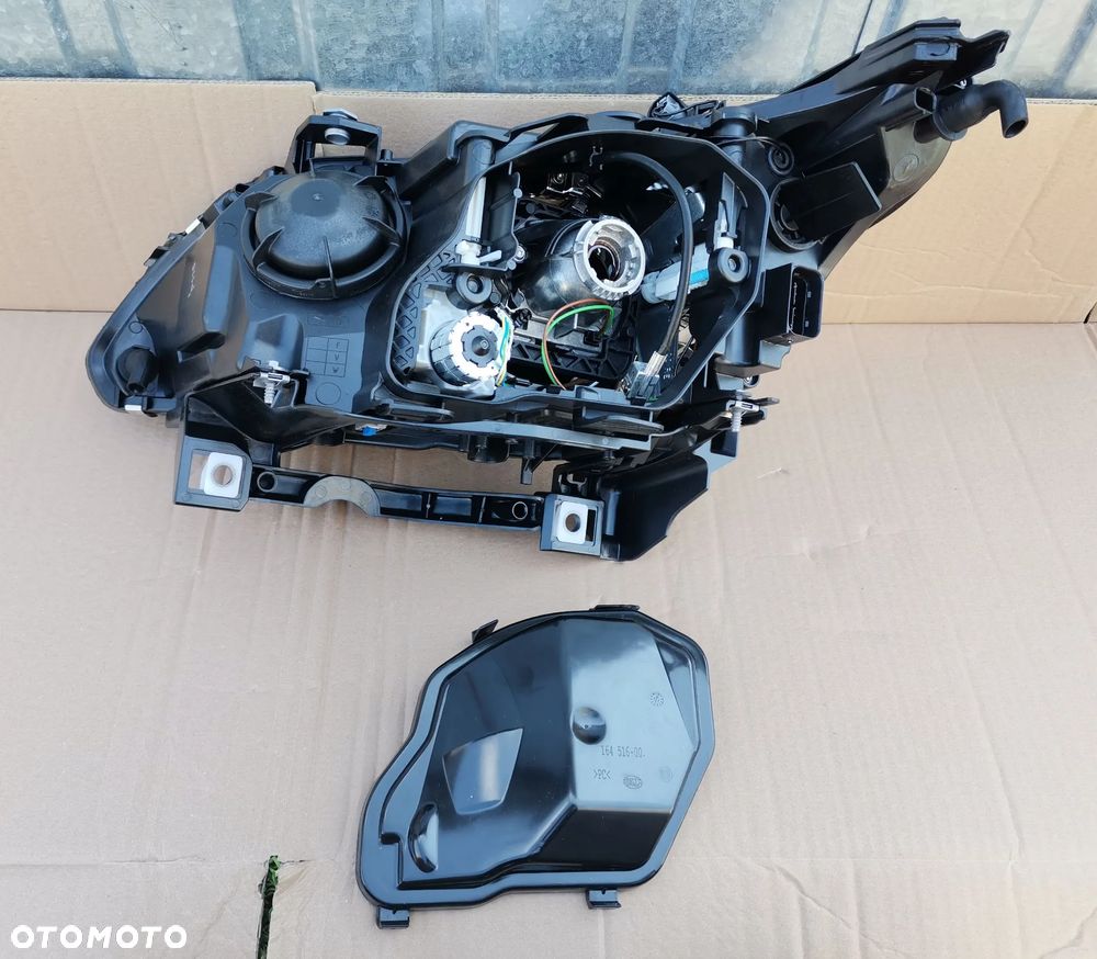 Xenon prawy Lampa prawa nieskrętna BMW 5 E60 / E61 2007- LIFT - 5