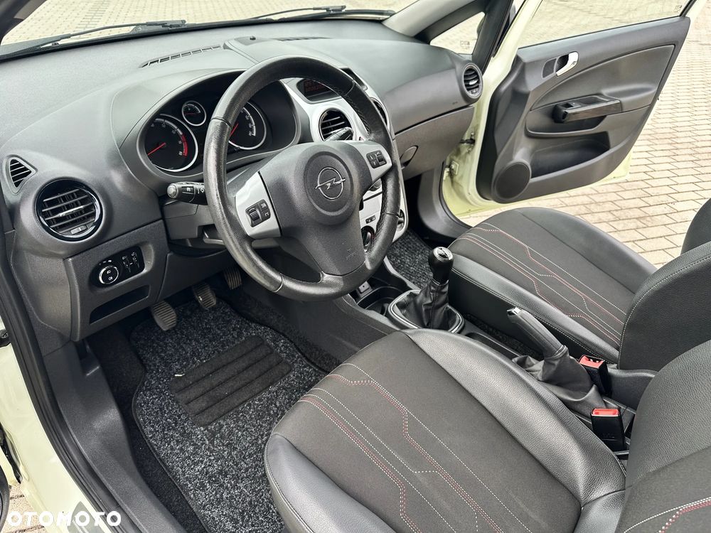 Opel Corsa 1.4 16V 150 Jahre - 19
