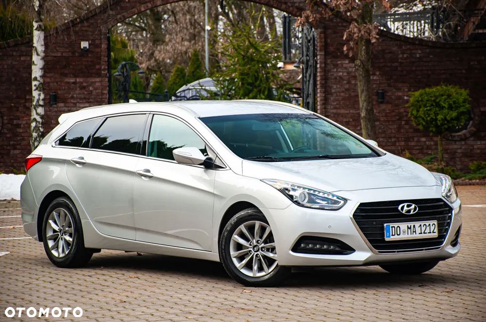 Hyundai i40 Kombi blue 1.7 CRDi DCT Premium - 35