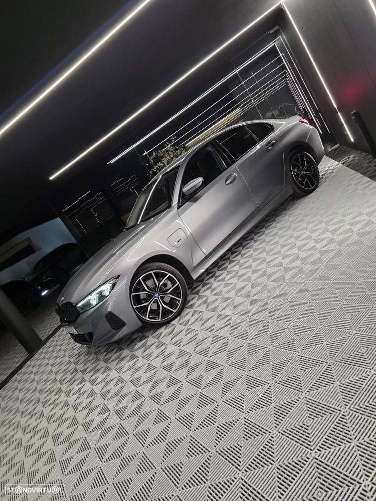 BMW 320 e Line Sport Auto - 12