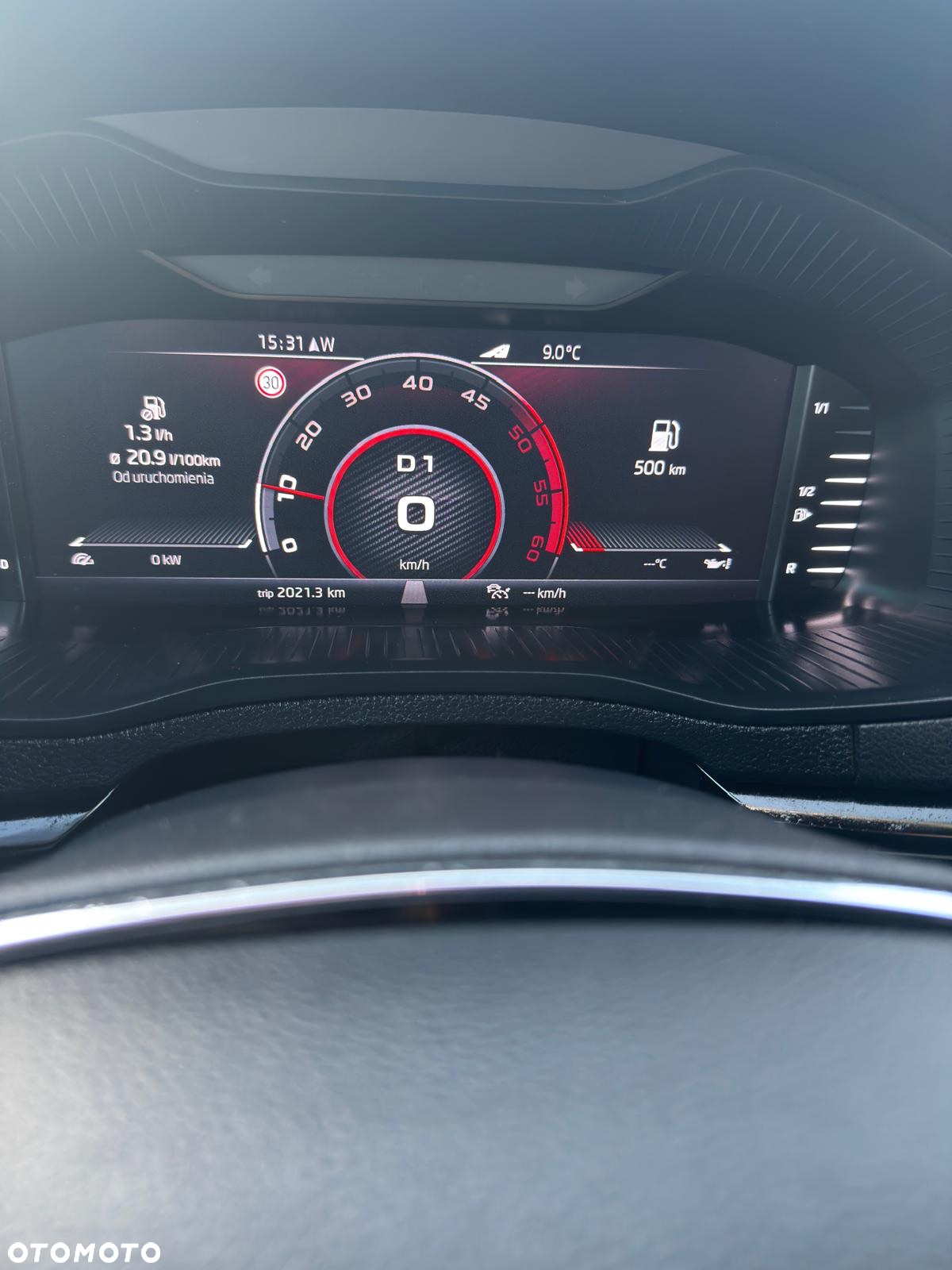 Skoda Karoq 2.0 TDI SCR 4x4 Sportline DSG - 11
