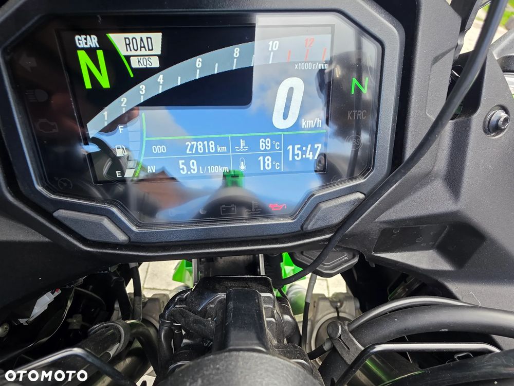 Kawasaki Ninja 1000 SX - 9